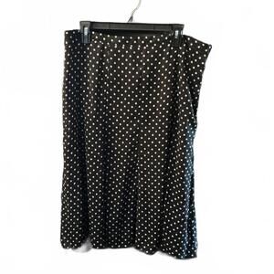 XL Flying Dots Skirt